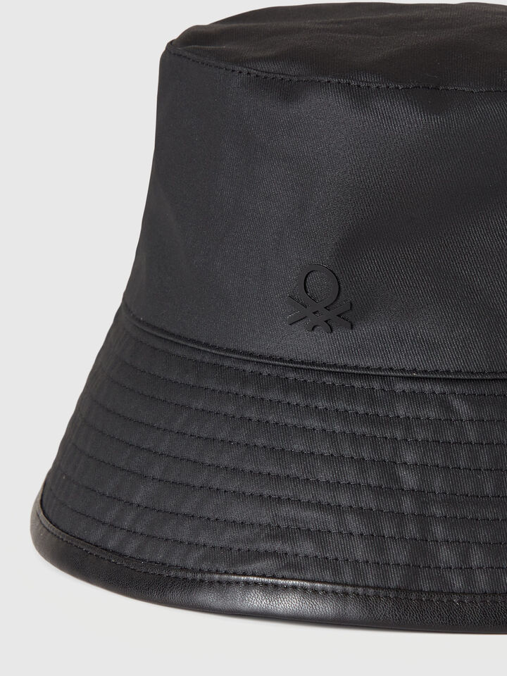 HAT Men image number 3